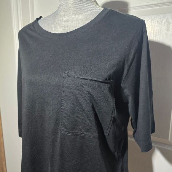 LUNYA pocket T-shirt - Picture 2 of 4